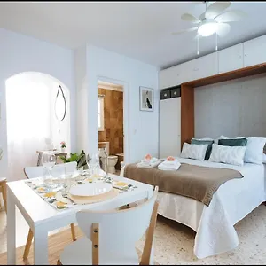 https://lyrioshomes-chipiona-beach.es-andalucia.com